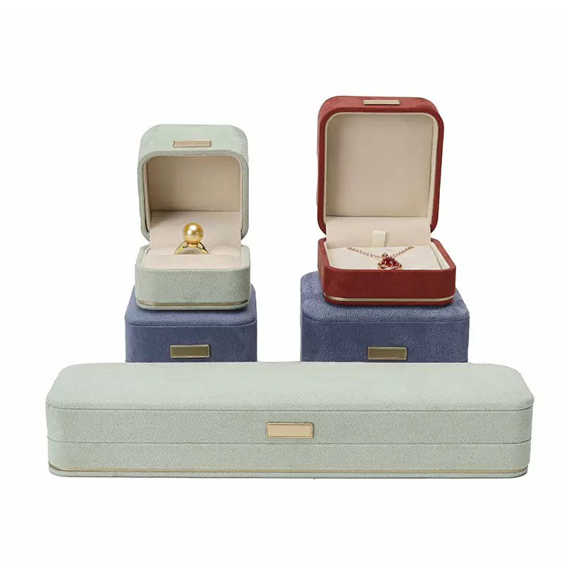 Luxury Velvet Jewelry Set Gift - огляд і ціна Baby Products Storage Box